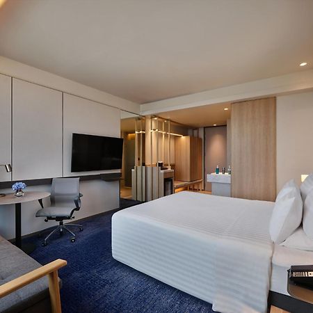 Novotel Bangkok Future Park Rangsit Патум Тани Екстериор снимка