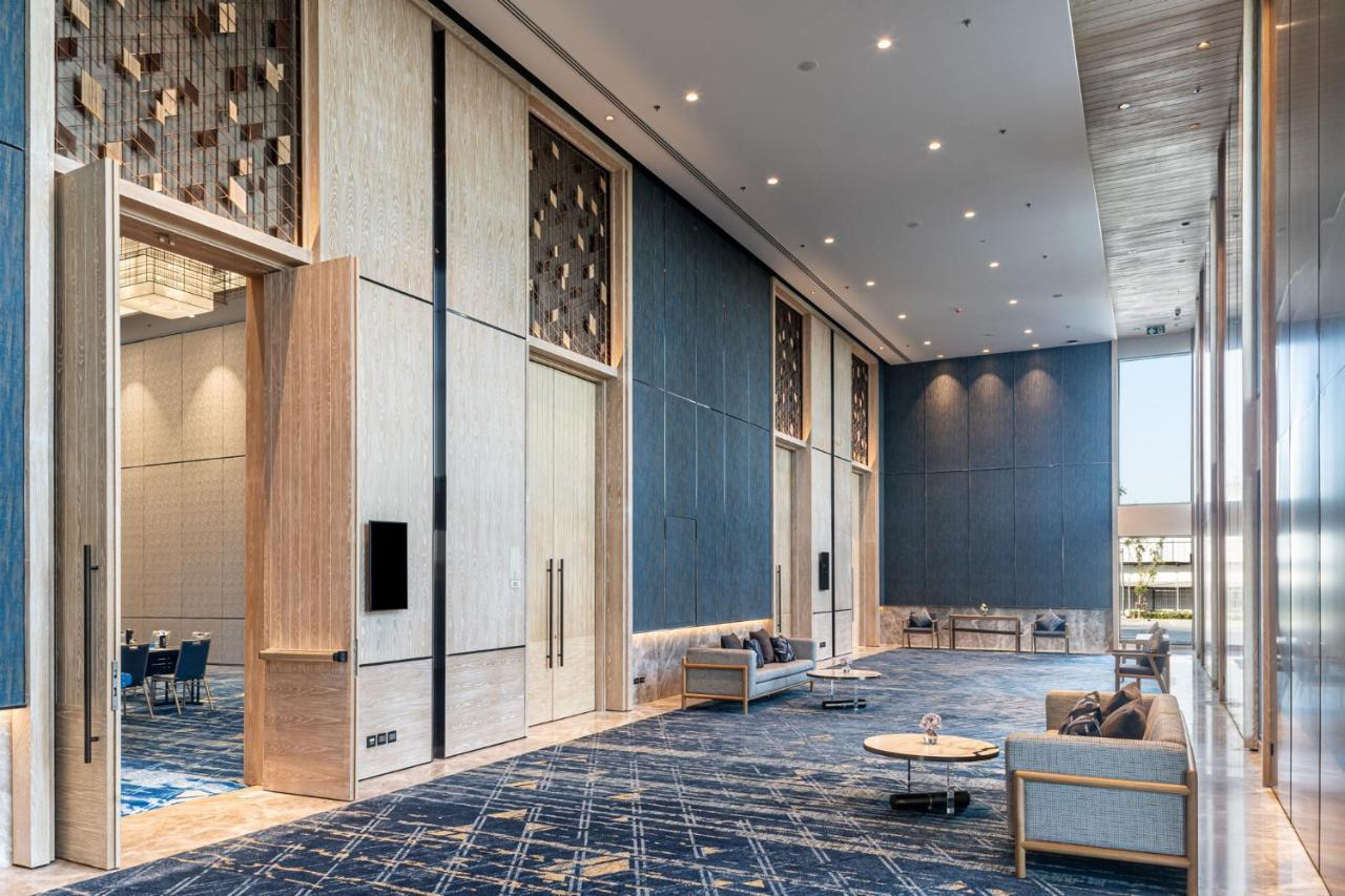 Novotel Bangkok Future Park Rangsit Патум Тани Екстериор снимка