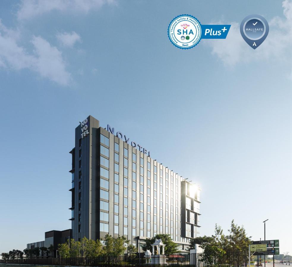 Novotel Bangkok Future Park Rangsit Патум Тани Екстериор снимка