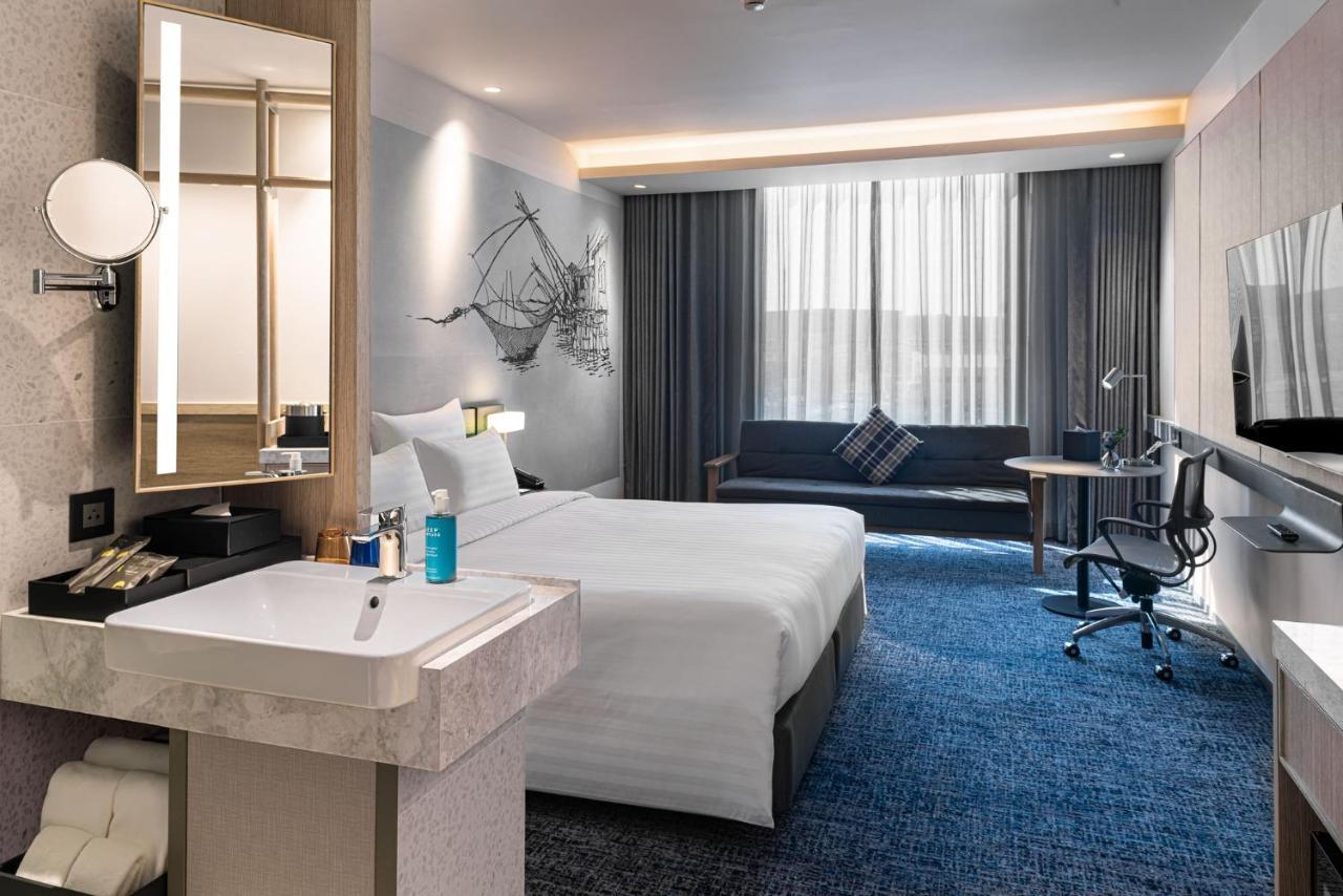 Novotel Bangkok Future Park Rangsit Патум Тани Екстериор снимка