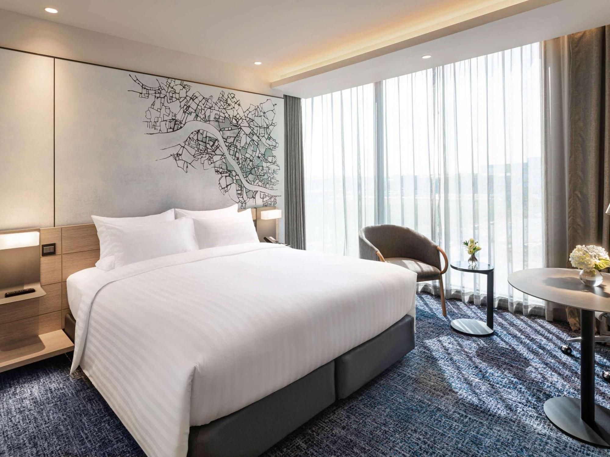 Novotel Bangkok Future Park Rangsit Патум Тани Екстериор снимка