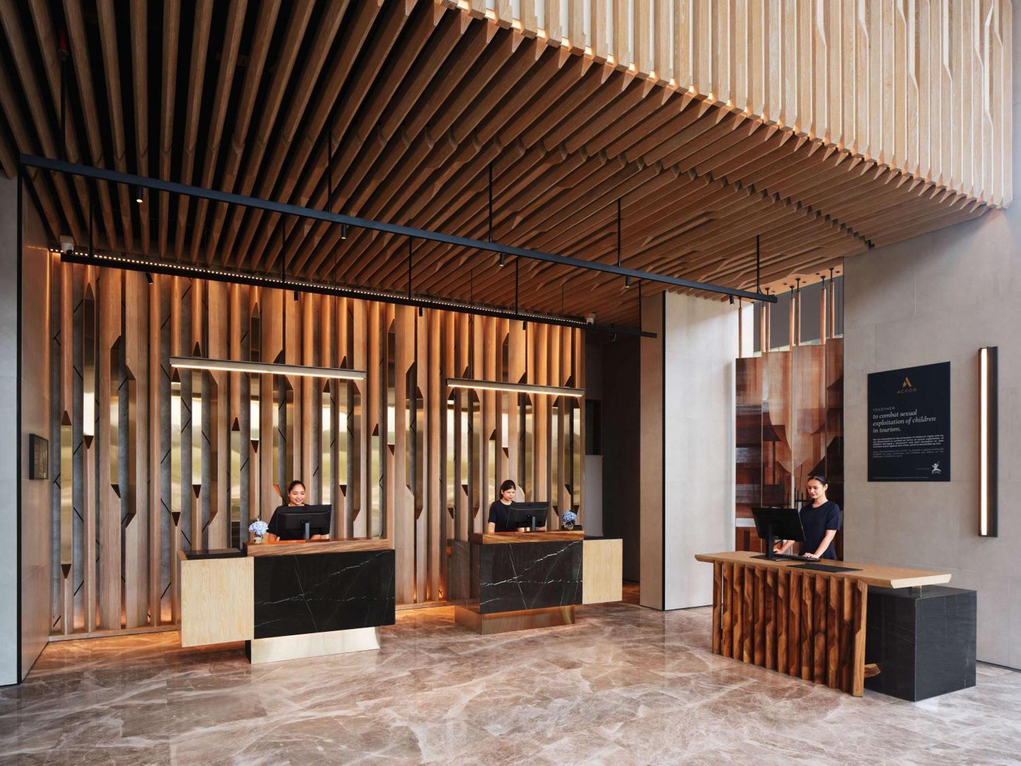 Novotel Bangkok Future Park Rangsit Патум Тани Екстериор снимка
